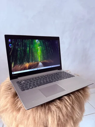 Notebook Lenovo IdeaPad 330 i3 4GB 1TB - Formatado