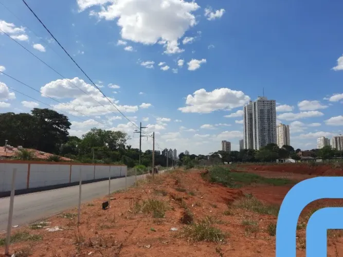 AREA RESIDENCIAL em GOIÂNIA - GO, VILA ROSA