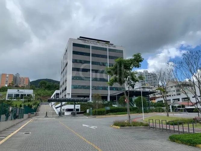 Imóvel para venda possui 167 metros quadrados em João Paulo - Florianópolis - SC