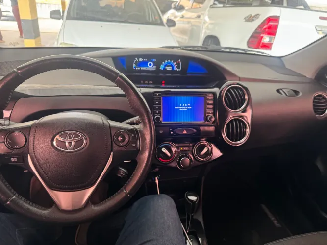 Toyota Etios Platinum 1.5 Flex 16V 4P Aut. 2018