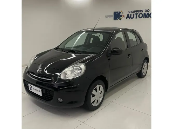 Nissan March S 1.0 12V Flex 5P 2014