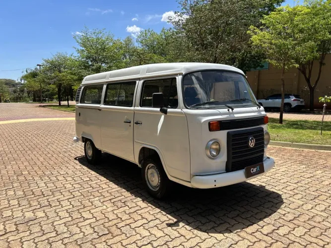 Volkswagen Kombi Standard 1.4 MI Total Flex 8V 2014