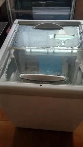 Freezer expositor