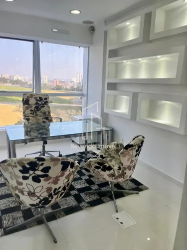 Sala Comercial à Venda em Barueri-SP, Green Valley Alphaville: 2 Salas, 2 Banheiros, 1 Vag