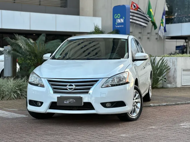 Nissan Sentra SV 2.0 Flexstart 16V Aut. 2015