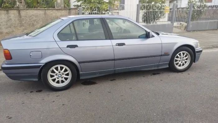BMW 320I 320i 1996