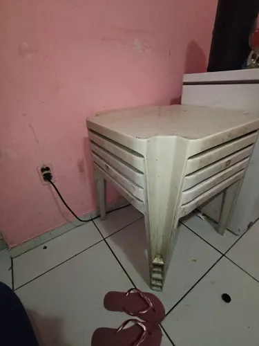 Mesa pra quem quer trab pra lanche banqueta