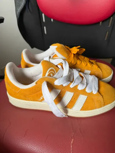 Adidas campus orange