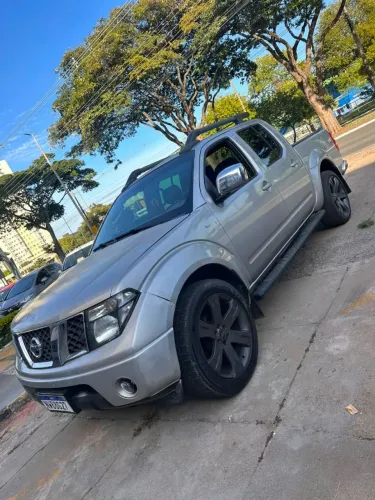 Nissan Frontier LE CD 4X4 2.5 TB Diesel Aut. 2011