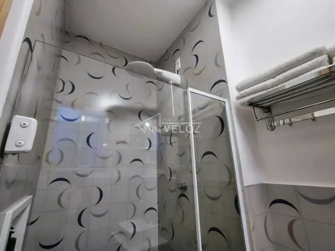 Kitnet/Conjugado : / Residencial / Centro
