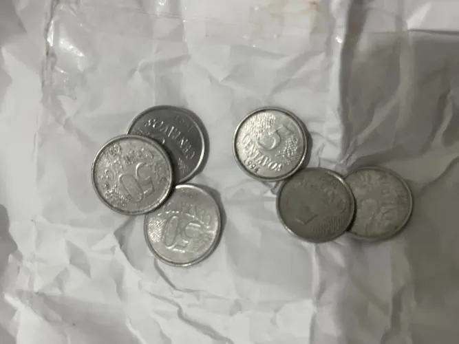 Vendendo moedas dos anos 90 para colecionadores