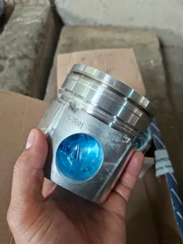 3 Pistões Cummins ISB 5.9 novo