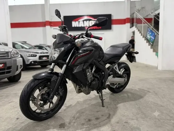 Honda CB 650F 2015 Preta - 4 Cilindros - Impecável