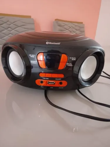 Rádio toca cd 