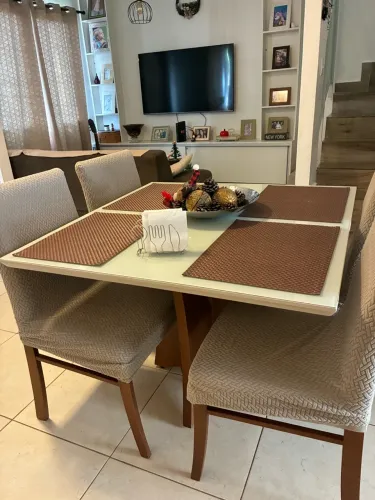 Mesa Jantar 4 lugares