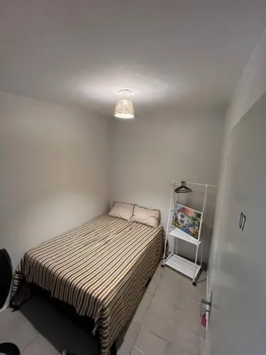 Quartos para alugar em hostel na jatiúca e ponta verde.