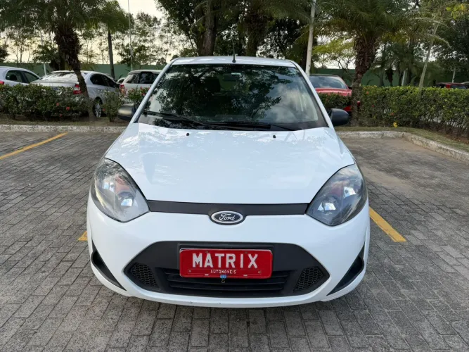 Ford Fiesta 1.0 Rocam SE Plus Hatch 8V Flex 4P Manual 2014