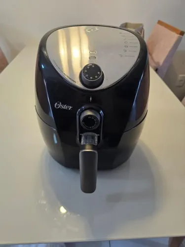 FRITADEIRA AIR FRYER OSTER 3,2L - COM ACESSÓRIOS