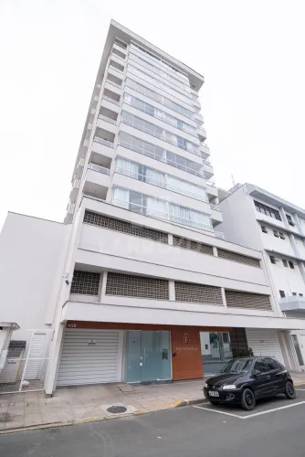 Franchesca - Apartamento à venda no Residencial Franchesca com sacada e churrasqueira