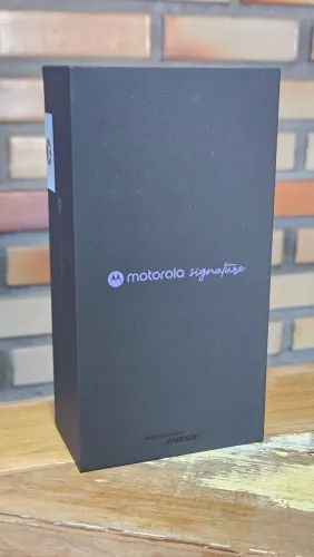 Motorola Signature 5G 512GB | 24GB RAM