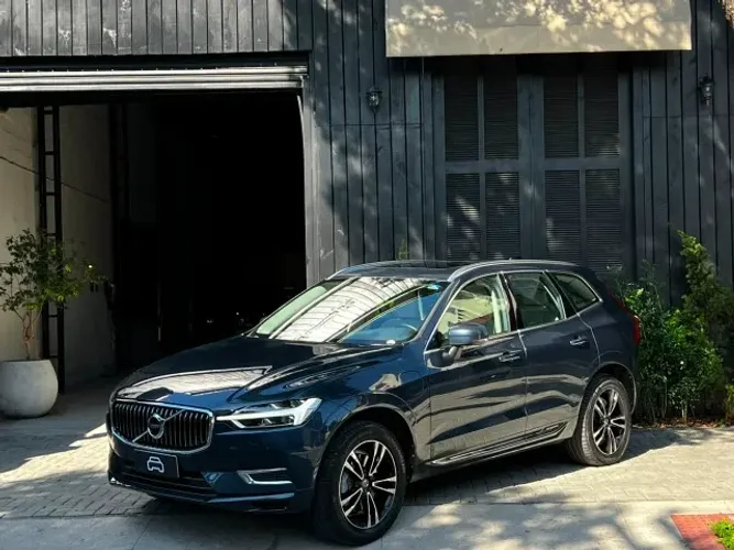 Volvo XC-60 XC 60 T-8 Híbrido Momentum 2.0 5P 2021