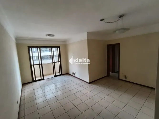 Apartamento com 3 quartos sendo 1 suíte, disponível para locação no bairro Santa Maria em