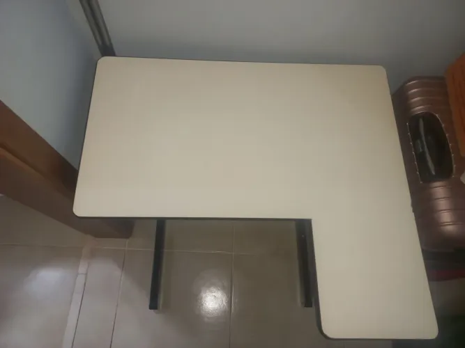 Mesa de computador estudo