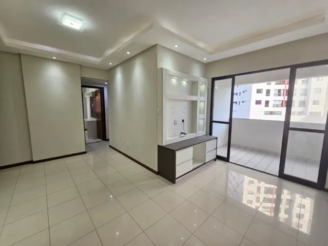 APARTAMENTO 3/4 COM SUÍTE E VARANDA NO STIEP 