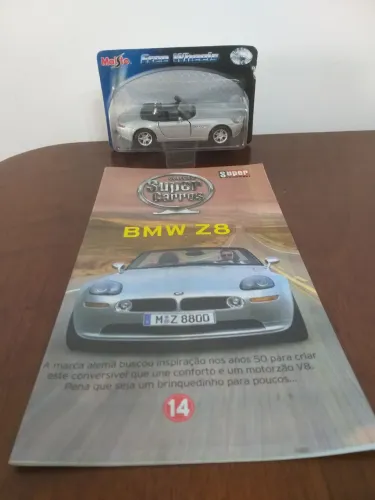 Carro em miniatura BMW Z8 da coleção Super Carros da Maisto