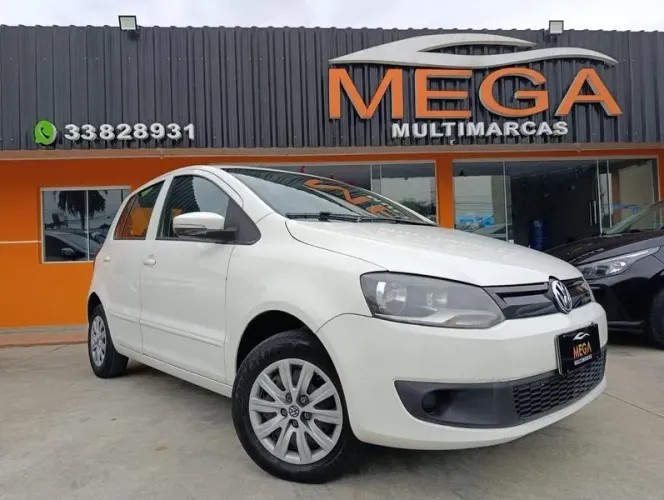 Volkswagen Fox 1.0 MI Total Flex 8V 3P 2014