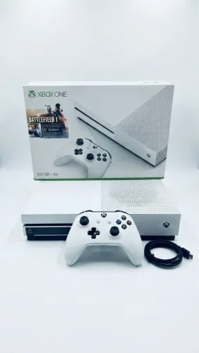 Xbox One S 500GB + 3 Jogos (FIFA 23, FIFA 22 e Call of Duty) + Caixa Original