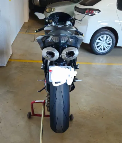 DUCATI MOTO MUITO ZERA 