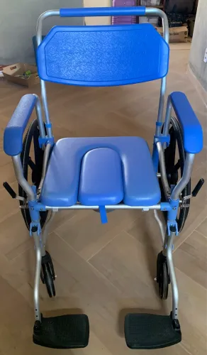 Cadeira de banho D65 Dellamed em alumínio