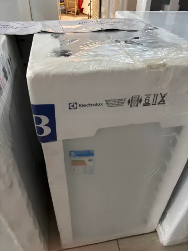 Máquina de lavar Electrolux 8,5 kgs nova na caixa
