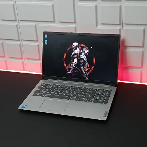 Notebook Lenovo ideapad 1 - Intel Core 12th Gen - SSD Nvmie 256GB - Tela 15.6 HD LED