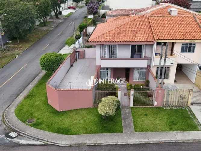 Sobrado com 4 dormitórios à venda, 141 m² por R$ 860.000,00 - Novo Mundo - Curitiba/PR
