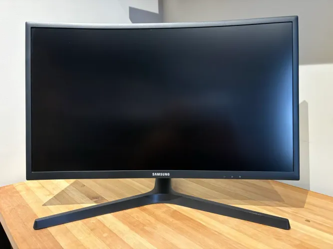 Monitor Samsung 24 144hz Gaming Full HD Curvo