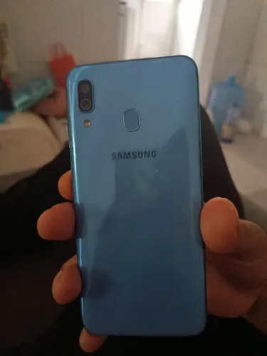Samsung a30