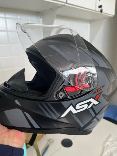 Capacete