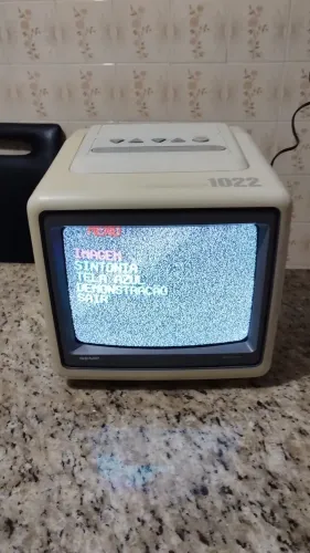 TV Semp 10 polegadas modelo 1022