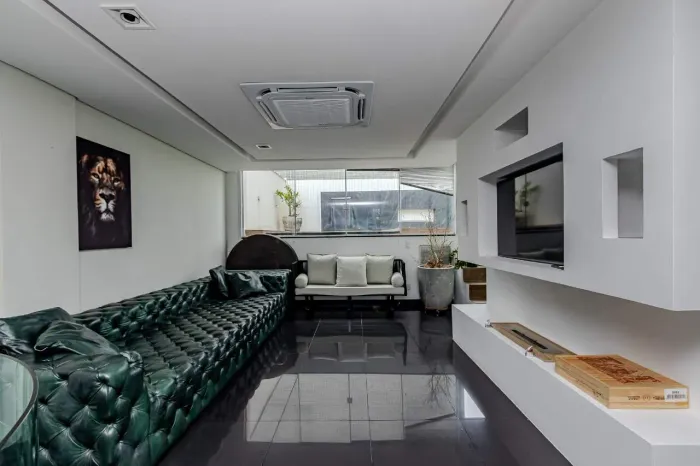 Aluguel: Cobertura Duplex Mobiliado.