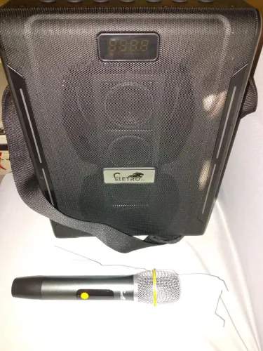 Caixa de som 500w com dois Mic sem fio alta qualidade