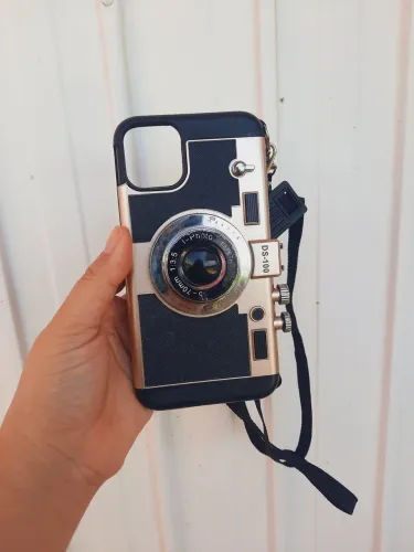 Capinha / Case para iPhone 11 pro Max , onspirada na série Emily in Paris