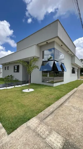 Casa à venda no Condomínio Montreal, 3 suítes, 150 m², em Parnamirim/RN