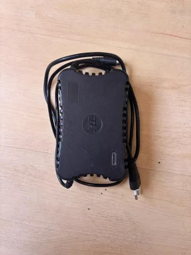 Carregador pra bicicleta elétrica - chumbo