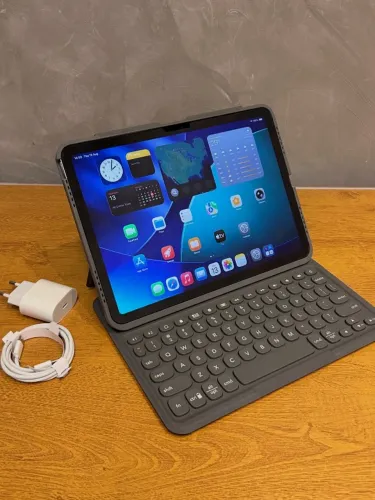 iPad Air 11" M4 ( wifi + celular 5G ) com garantia apple - super novo!
