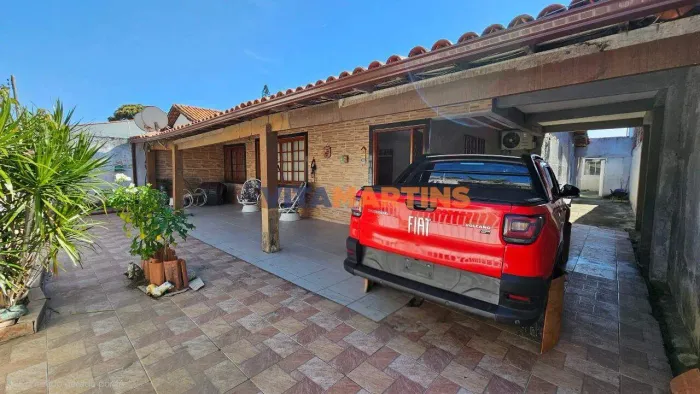 Casa Independente com Ampla Área Construída e Anexo Completo no Ville Blanch
