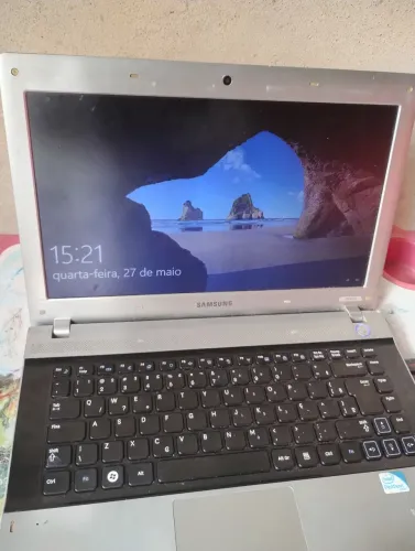Notebook Samsung RV411