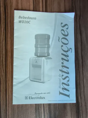 Bebedouro Eleyrolux
