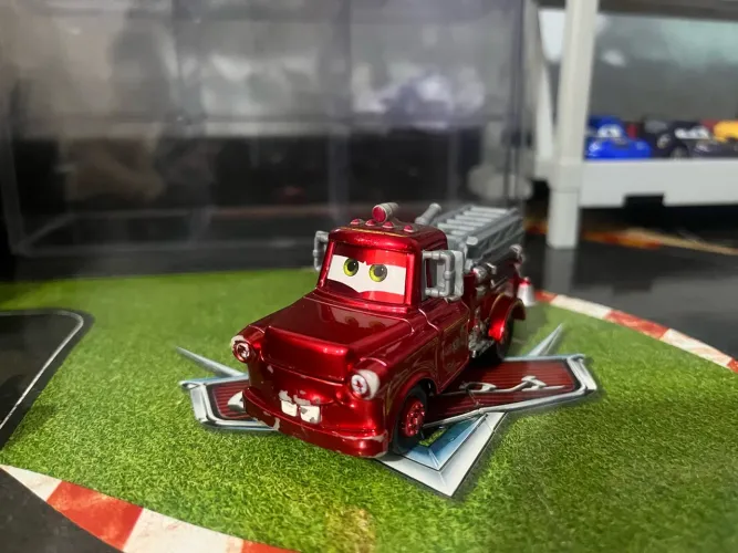 Cars Disney pixar Mate Bombeiro